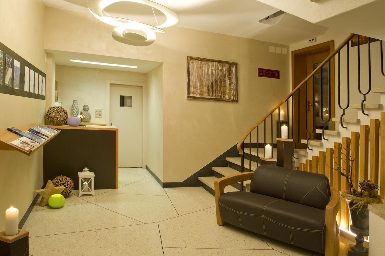 Hotel National フルティゲン 部屋 写真
